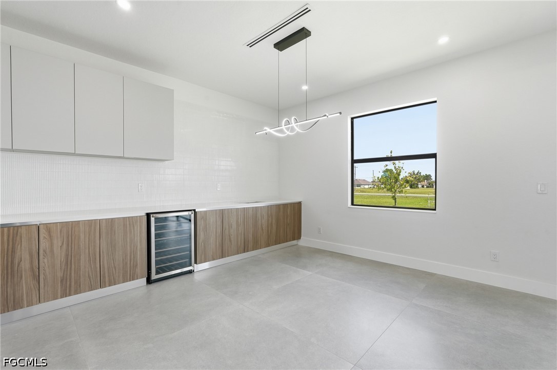 3 Bed SingleFamilyResidence for Sale in Cape Coral, photo 13