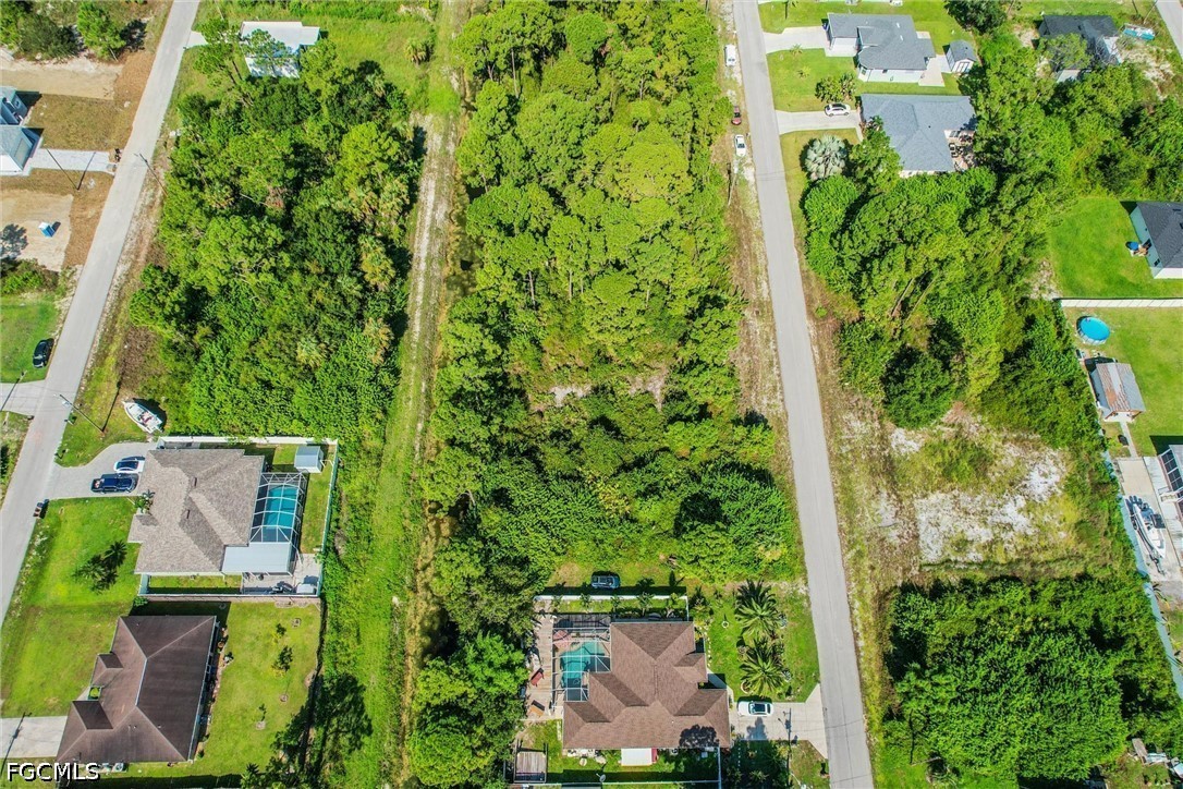 Waterfront Home for Sale in Lehigh Acres, photo 13