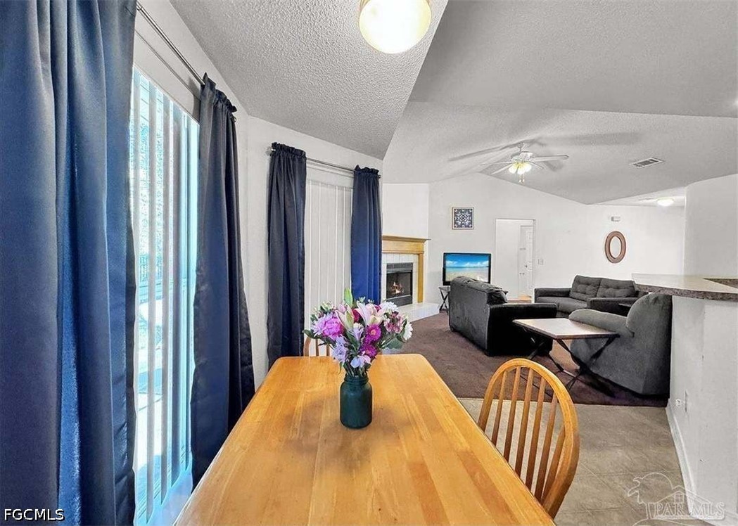 3 Bed SingleFamilyResidence for Sale in Acreage, photo 13