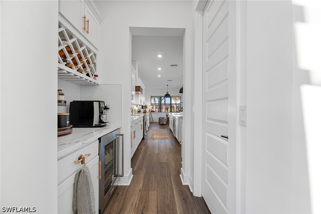 6 Bed Pool Home for Sale in Avalon Park, photo 13
