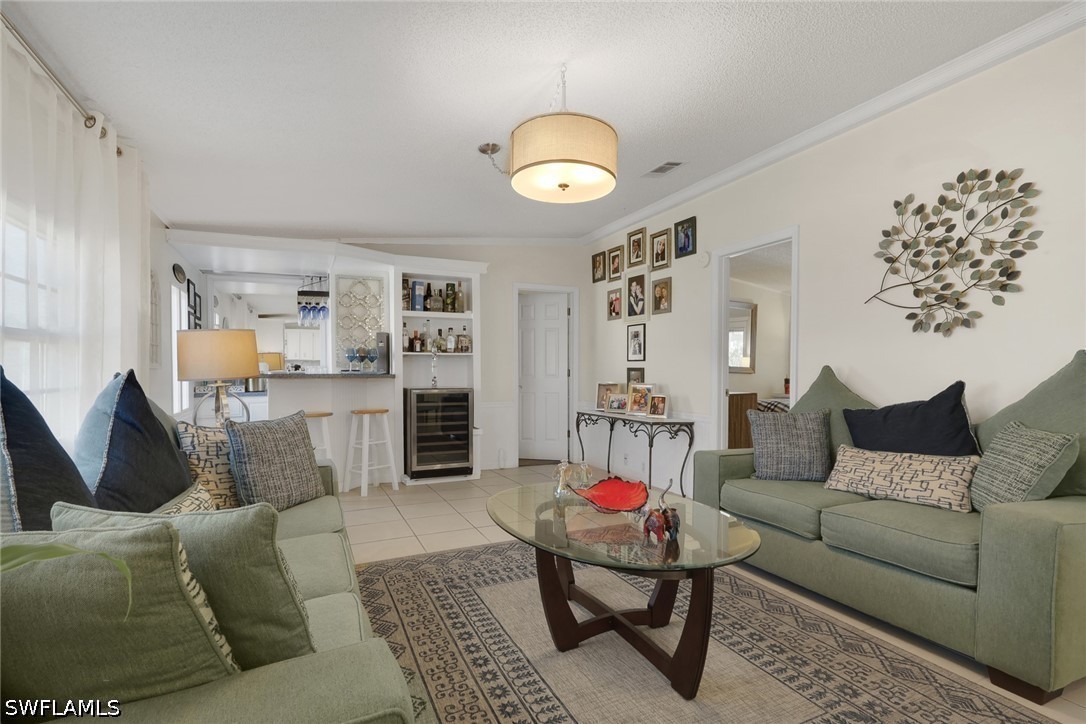 2 Bed SingleFamilyResidence for Sale in Naples, photo 13