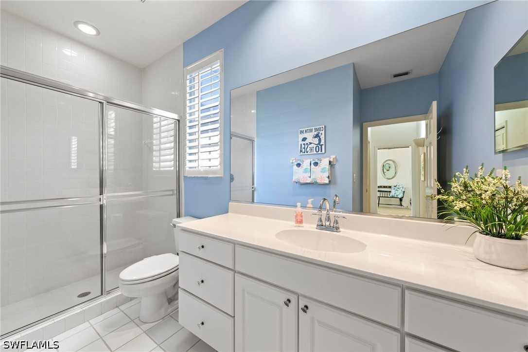 3 Bed Pool Home for Sale in Lake Club, photo 13
