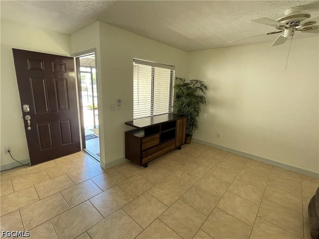 2 Bed Condominium for Sale in Cape Coral, photo 13