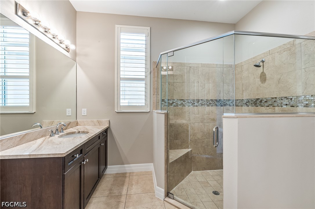 2 Bed Pool Home for Sale in Fairway Cove, photo 13