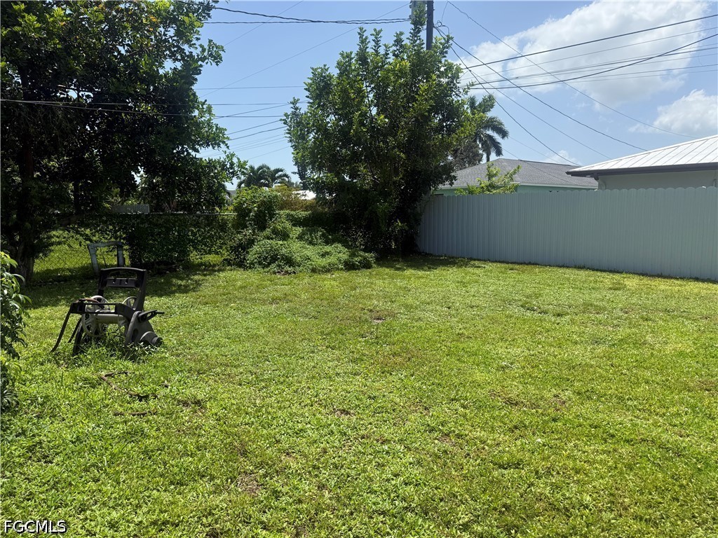 3 Bed SingleFamilyResidence for Sale in Cape Coral, photo 13