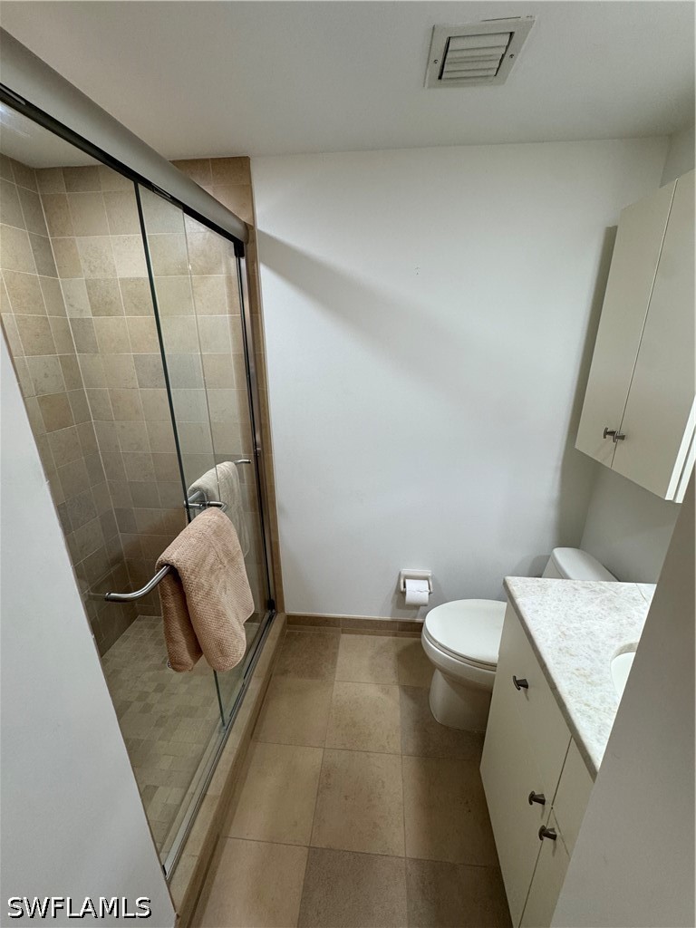 2 Bed Condominium for Sale in Naples, photo 13