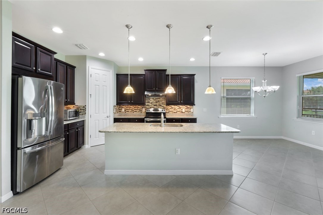 3 Bed SingleFamilyResidence for Sale in Banyan Bay, photo 13