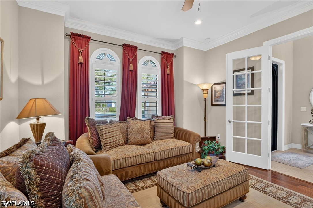 3 Bed Pool Home for Sale in Naples, photo 13