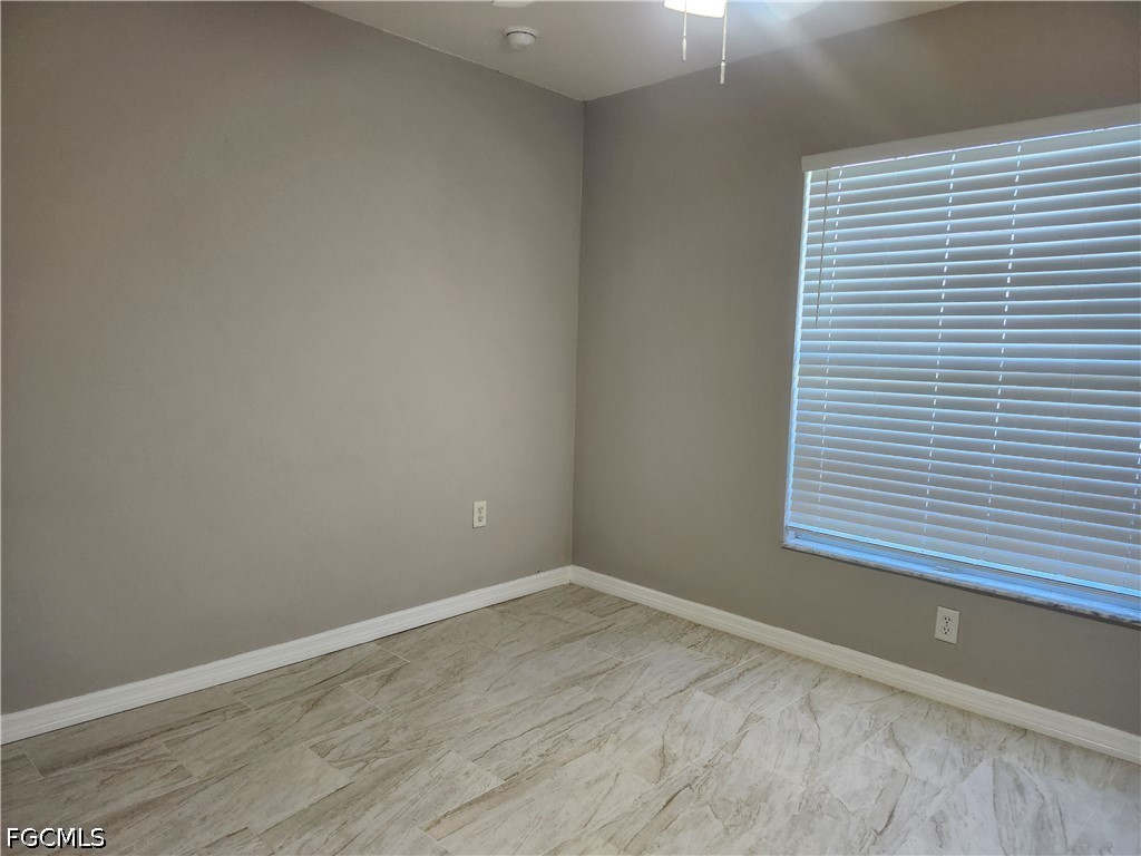 4 Bed SingleFamilyResidence for Sale in Cape Coral, photo 13