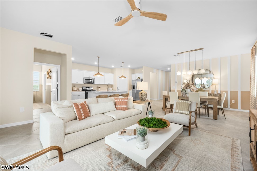 4 Bed SingleFamilyResidence for Sale in North Fort Myers, photo 13