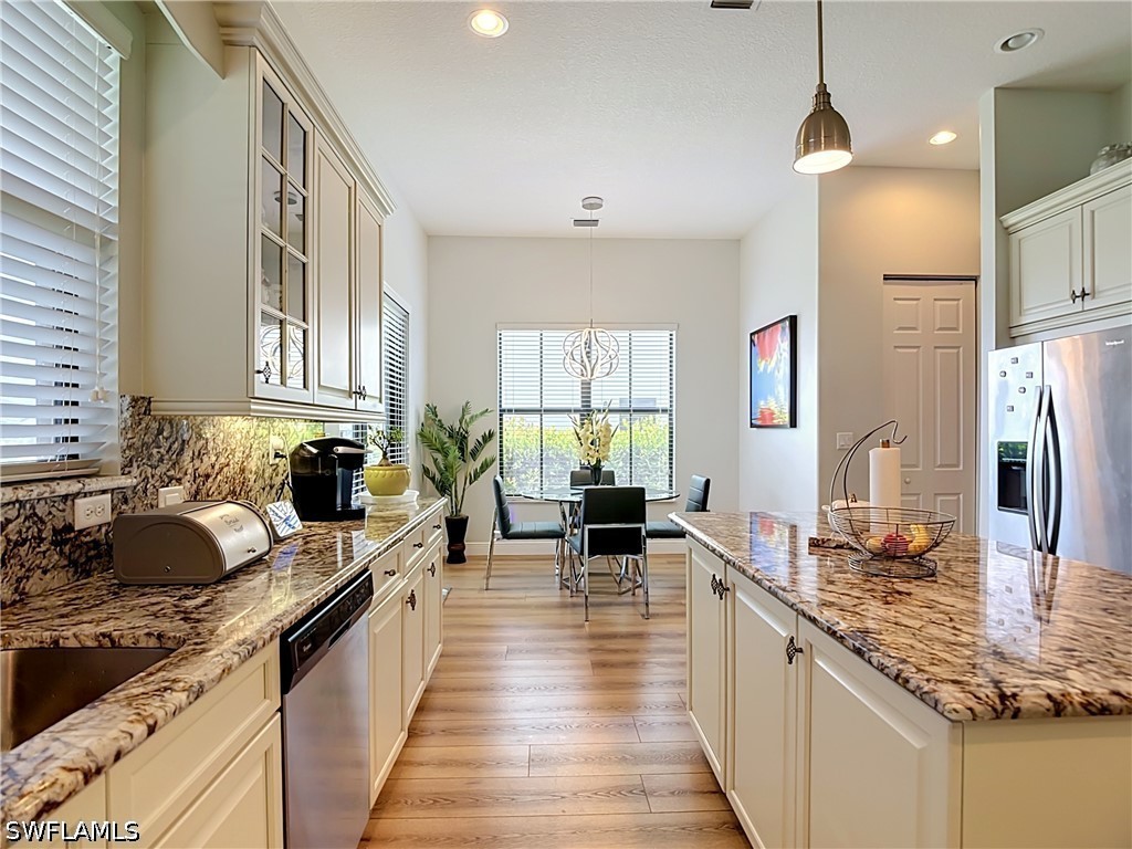 5 Bed Waterfront Home for Sale in Maple Ridge, photo 13