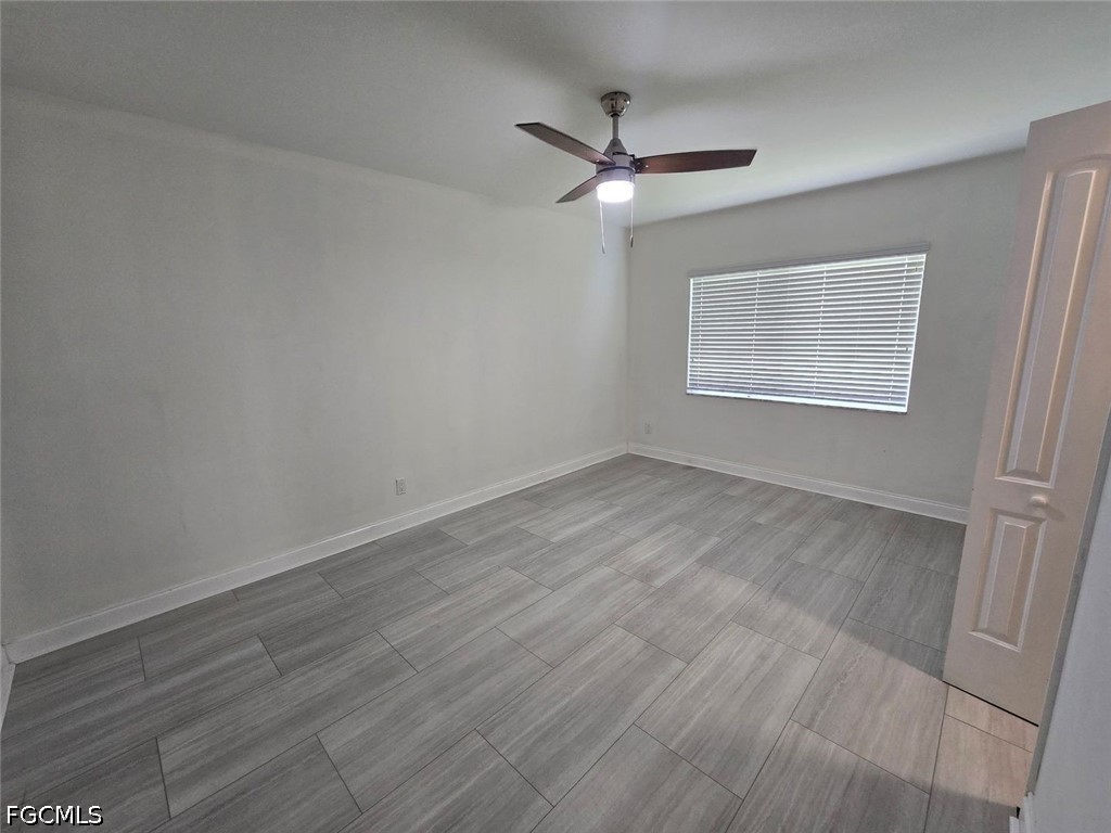 3 Bed SingleFamilyResidence for Sale in Cape Coral, photo 13