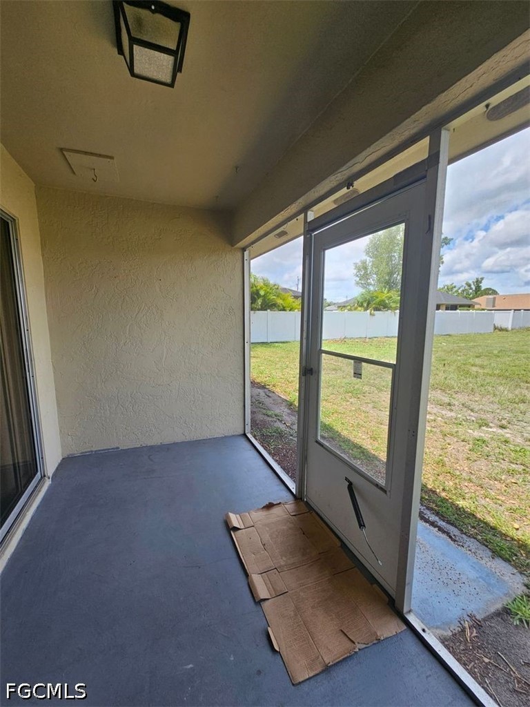 2 Bed Condominium for Sale in Cape Coral, photo 13