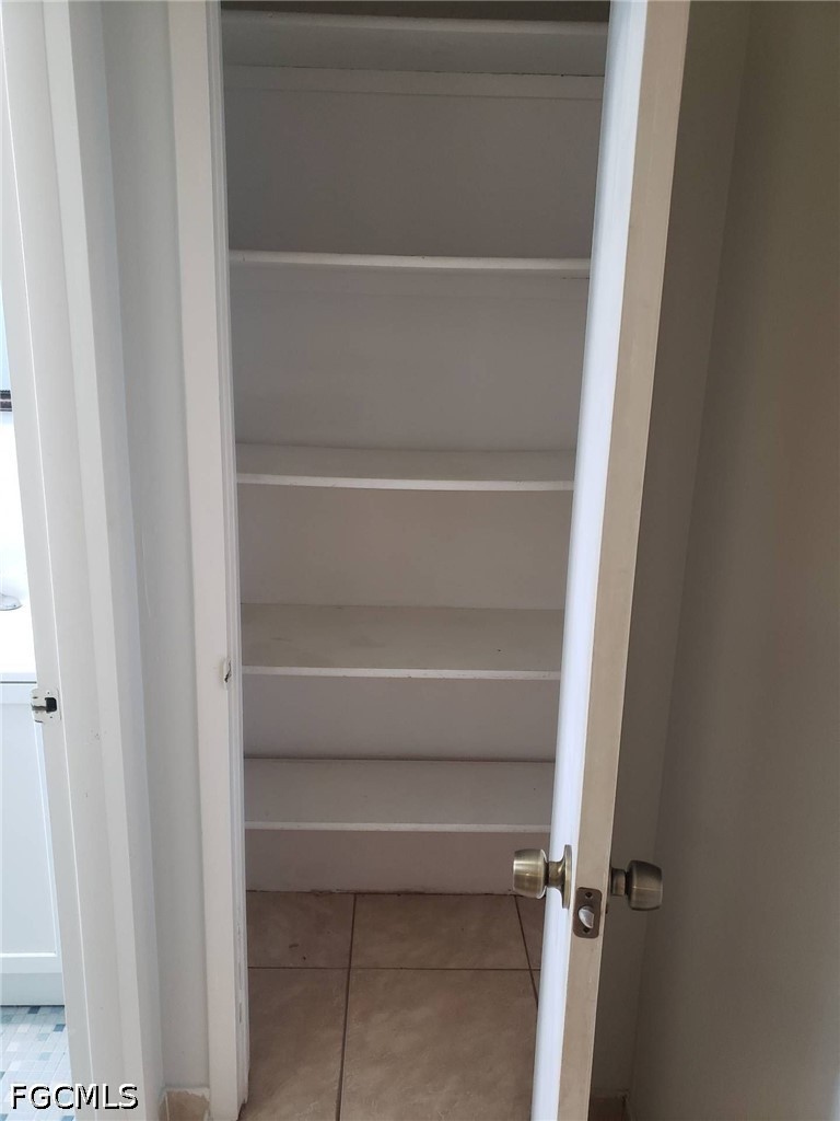 1 Bed Condominium for Sale in Cape Coral, photo 13
