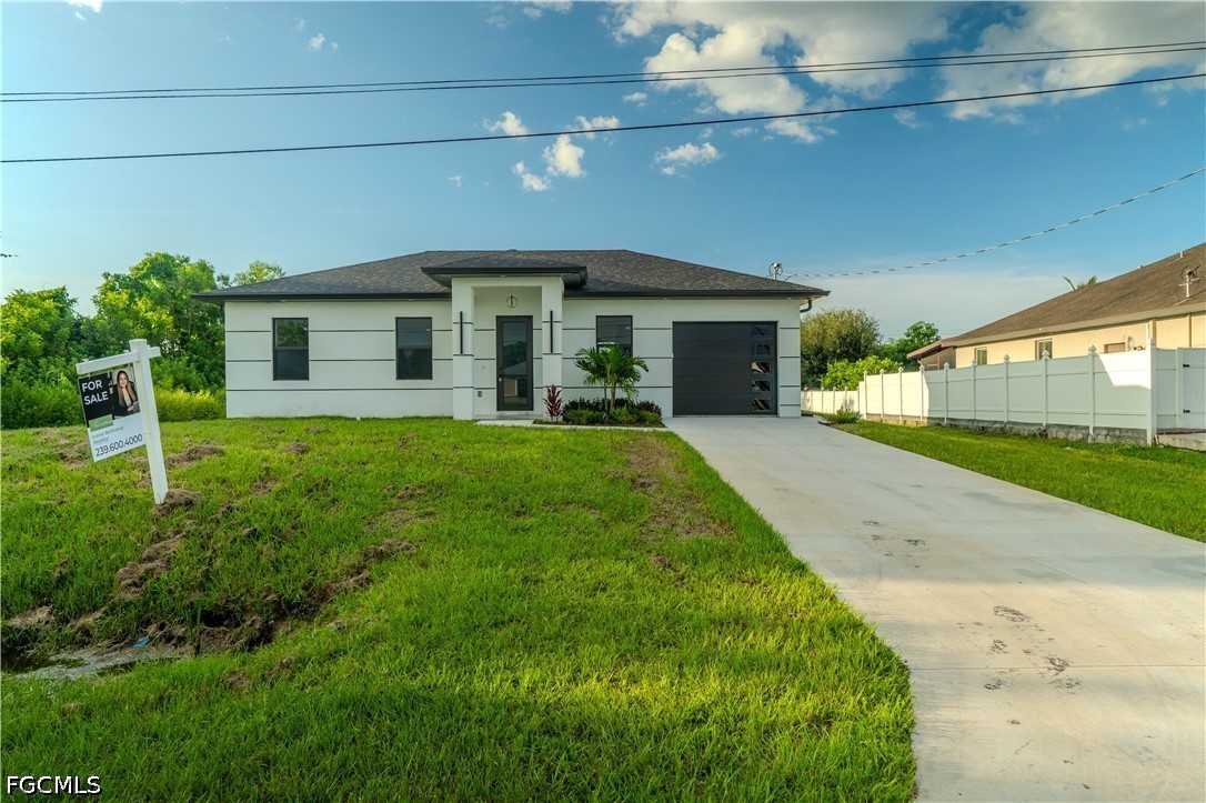 3 Bed SingleFamilyResidence for Sale in Lehigh Acres, photo 13
