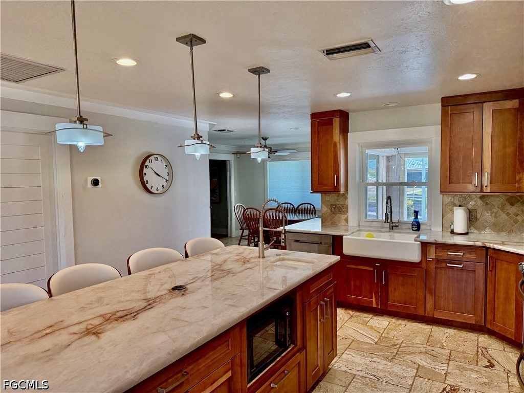 3 Bed Pool Home for Sale in Cape Coral, photo 13
