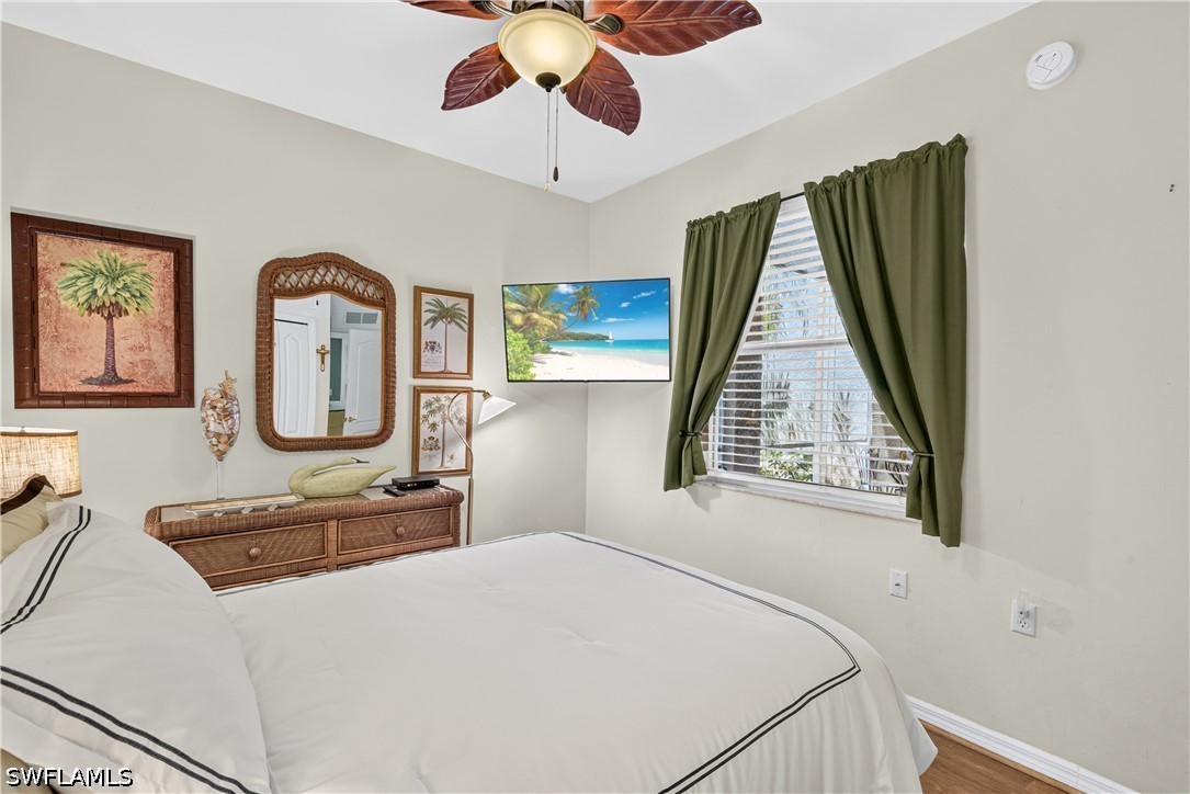 2 Bed Waterfront Home for Sale in Naples, photo 13