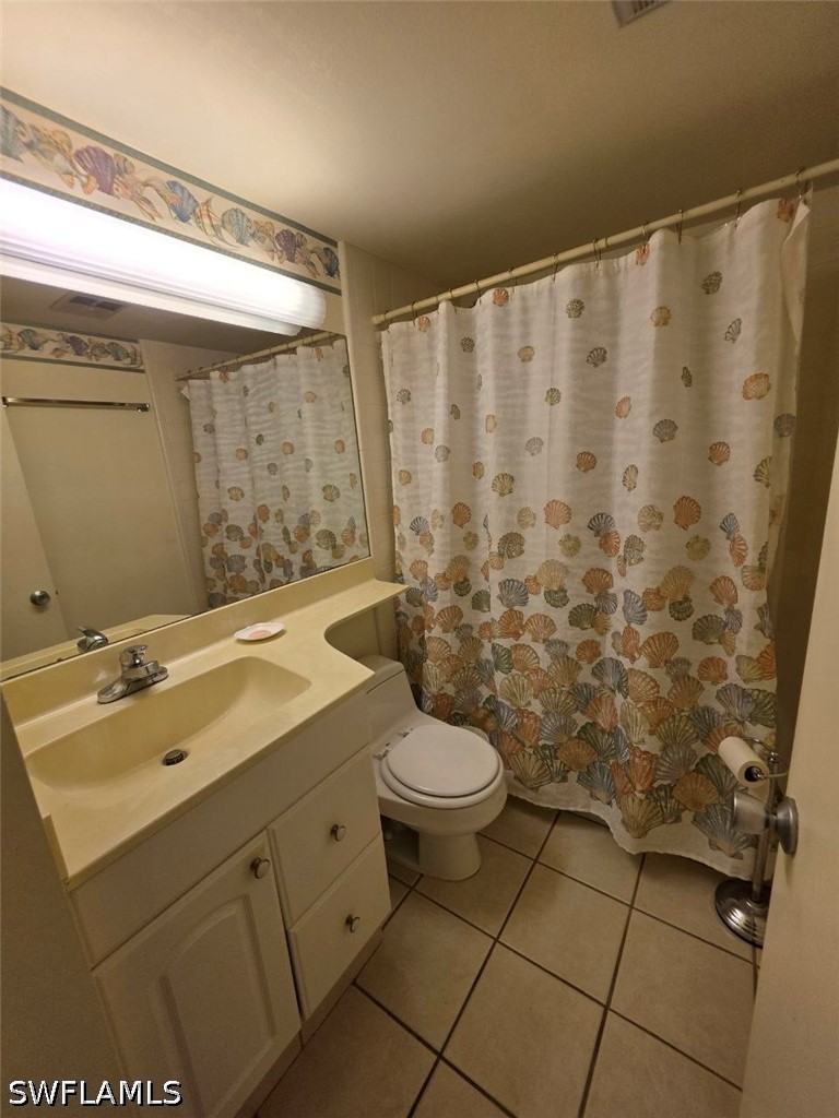2 Bed Condominium for Sale in Lakewood, photo 13