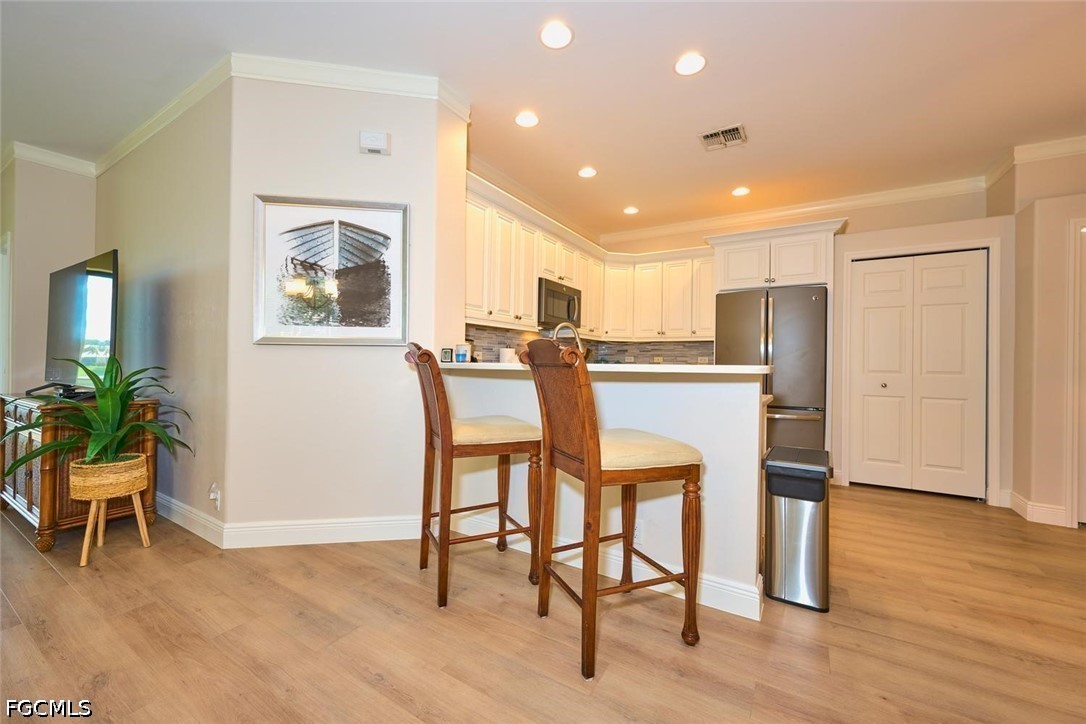 2 Bed Waterfront Home for Sale in Fort Myers, photo 13