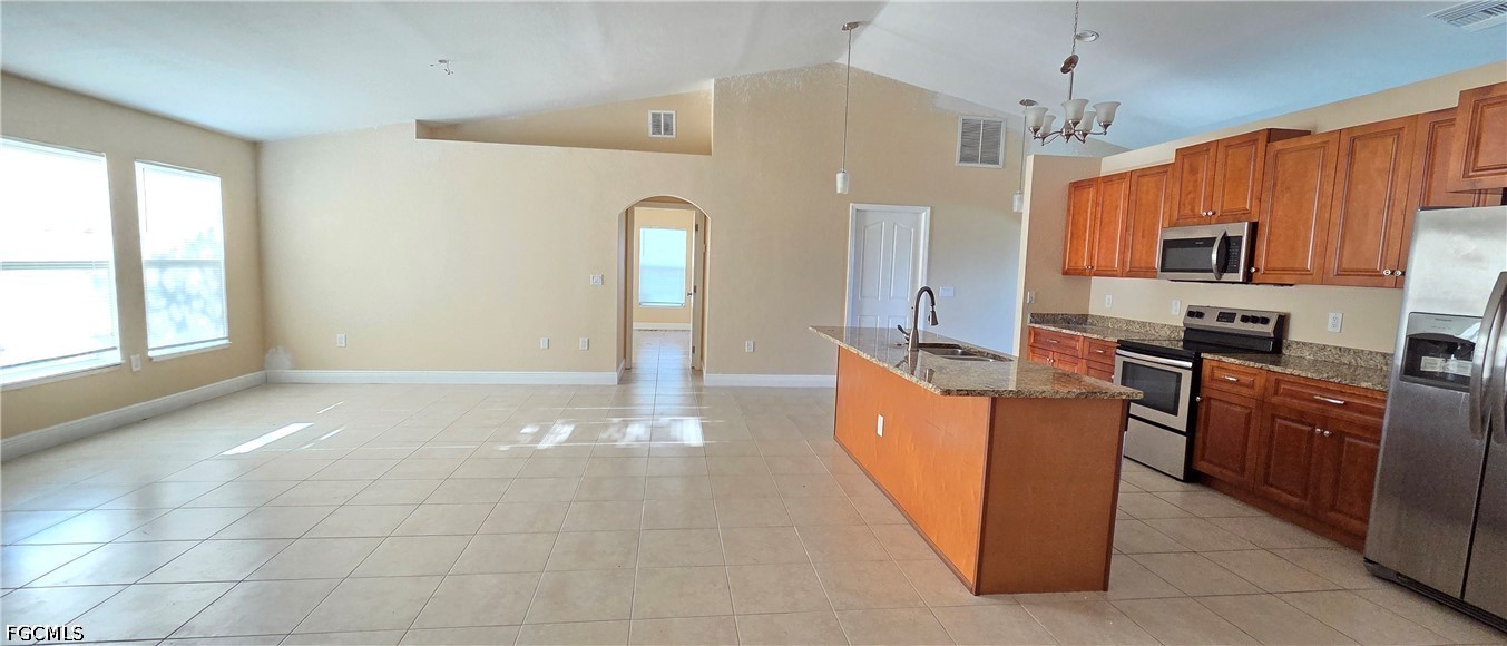 3 Bed SingleFamilyResidence for Sale in Cape Coral, photo 13