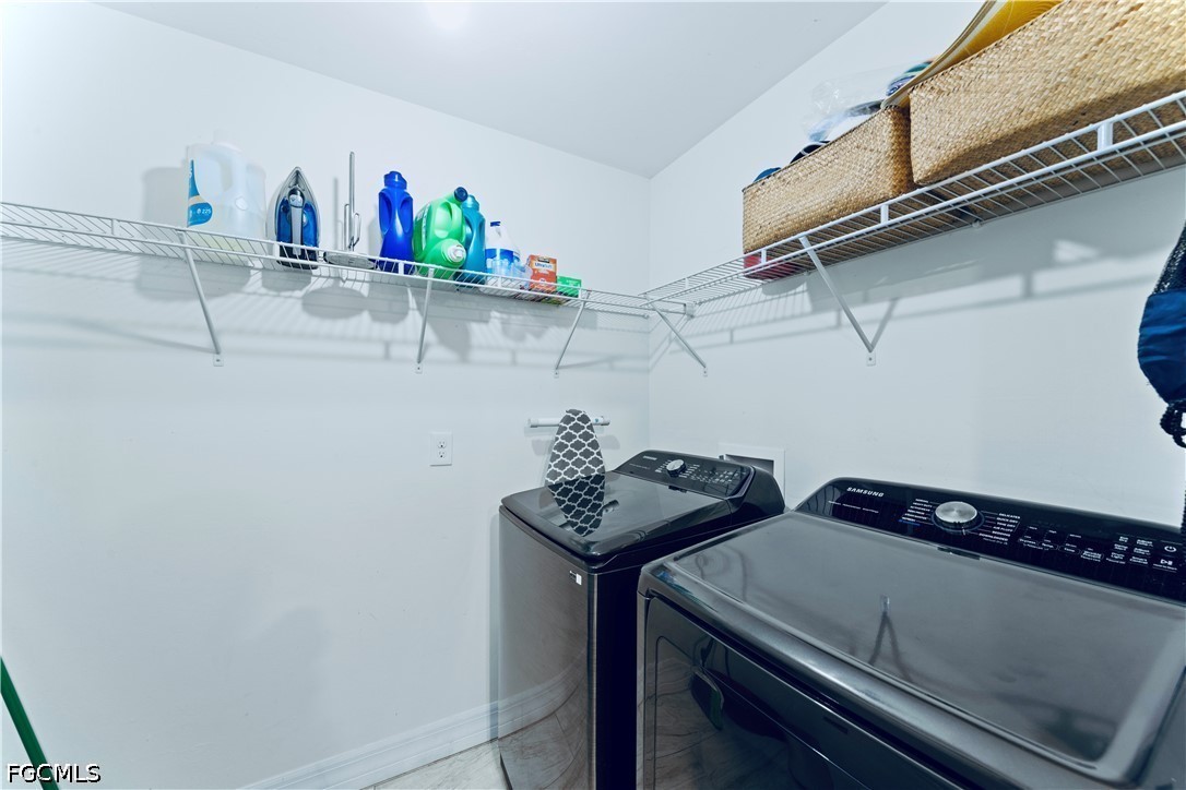 3 Bed SingleFamilyResidence for Sale in Lehigh Acres, photo 13