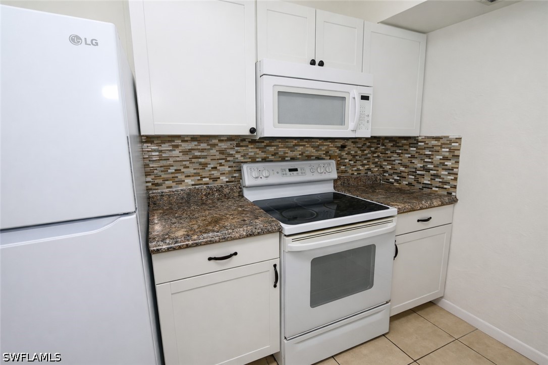 2 Bed Condominium for Sale in Fort Myers, photo 13