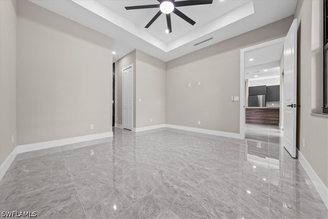 3 Bed SingleFamilyResidence for Sale in Lehigh Acres, photo 13