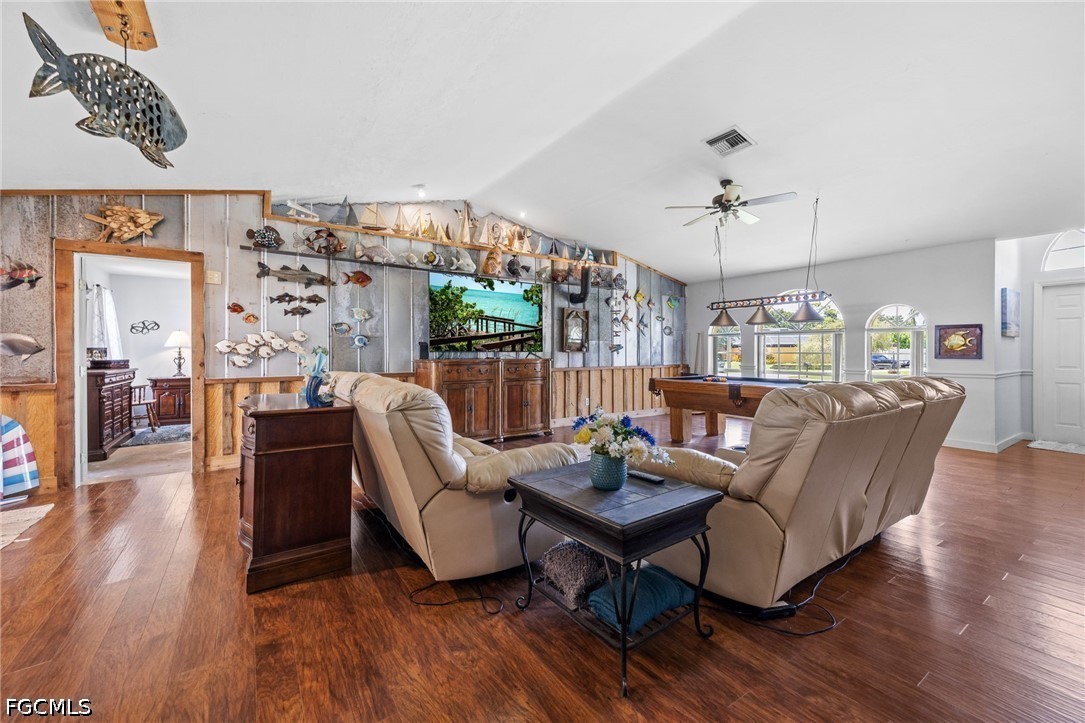3 Bed SingleFamilyResidence for Sale in Timberbend Subd, photo 13