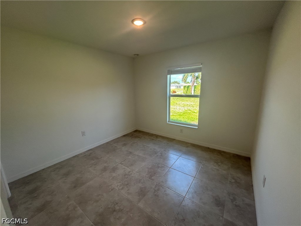 4 Bed Waterfront Home for Sale in Cape Coral, photo 13
