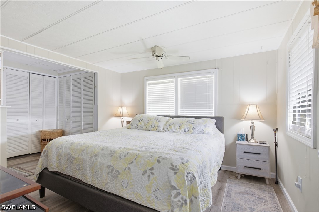 2 Bed ManufacturedHome for Sale in Naples, photo 13