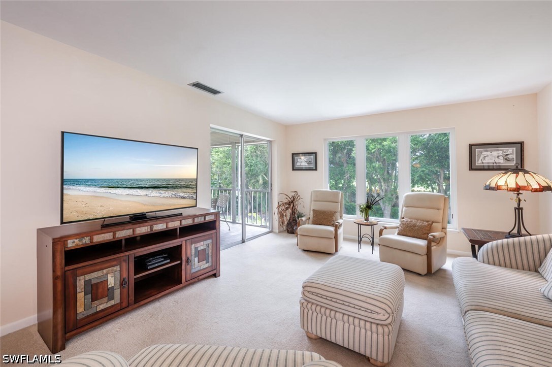 2 Bed Condominium for Sale in Palm Royal Apts, photo 13