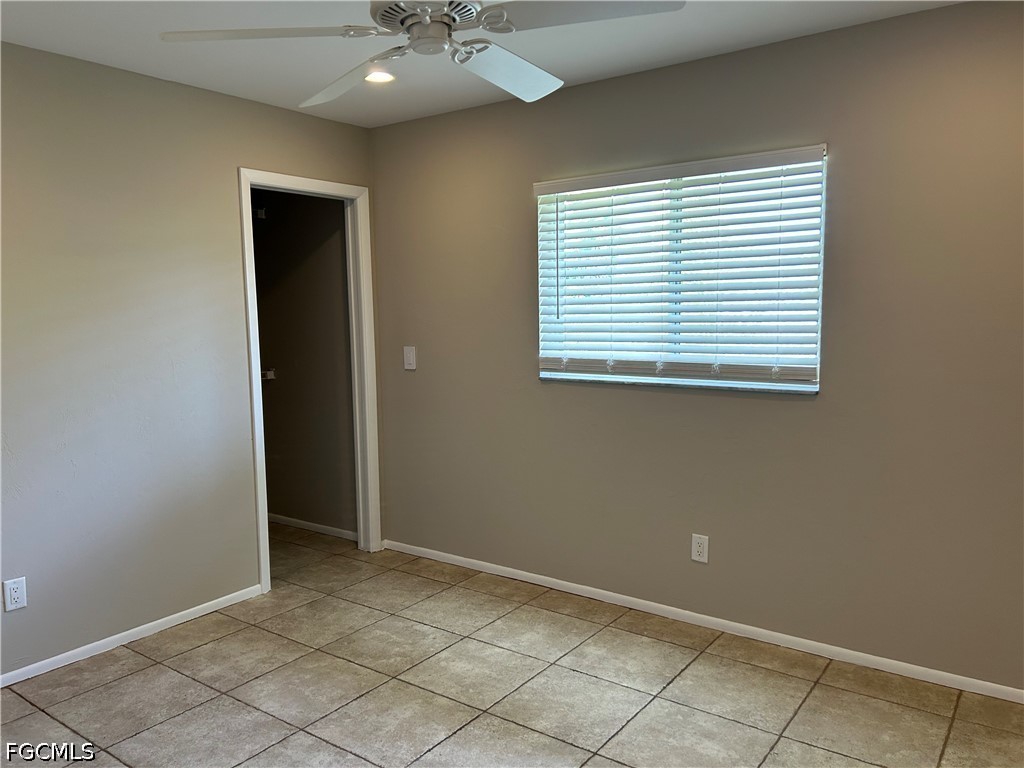 3 Bed SingleFamilyResidence for Sale in Cape Coral, photo 13