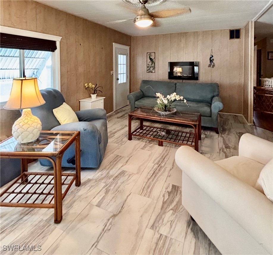 2 Bed ManufacturedHome for Sale in North Fort Myers, FL — photo 14