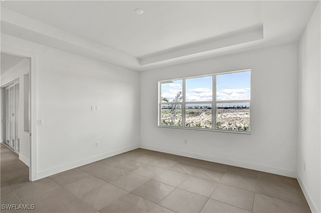 3 Bed Pool Home for Sale in Regency, photo 14