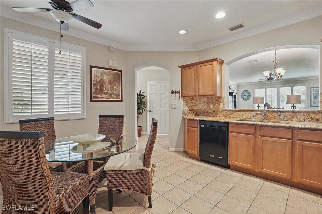 3 Bed Townhouse for Sale in Colonnade At Forum, FL, $295,000 — photo 14