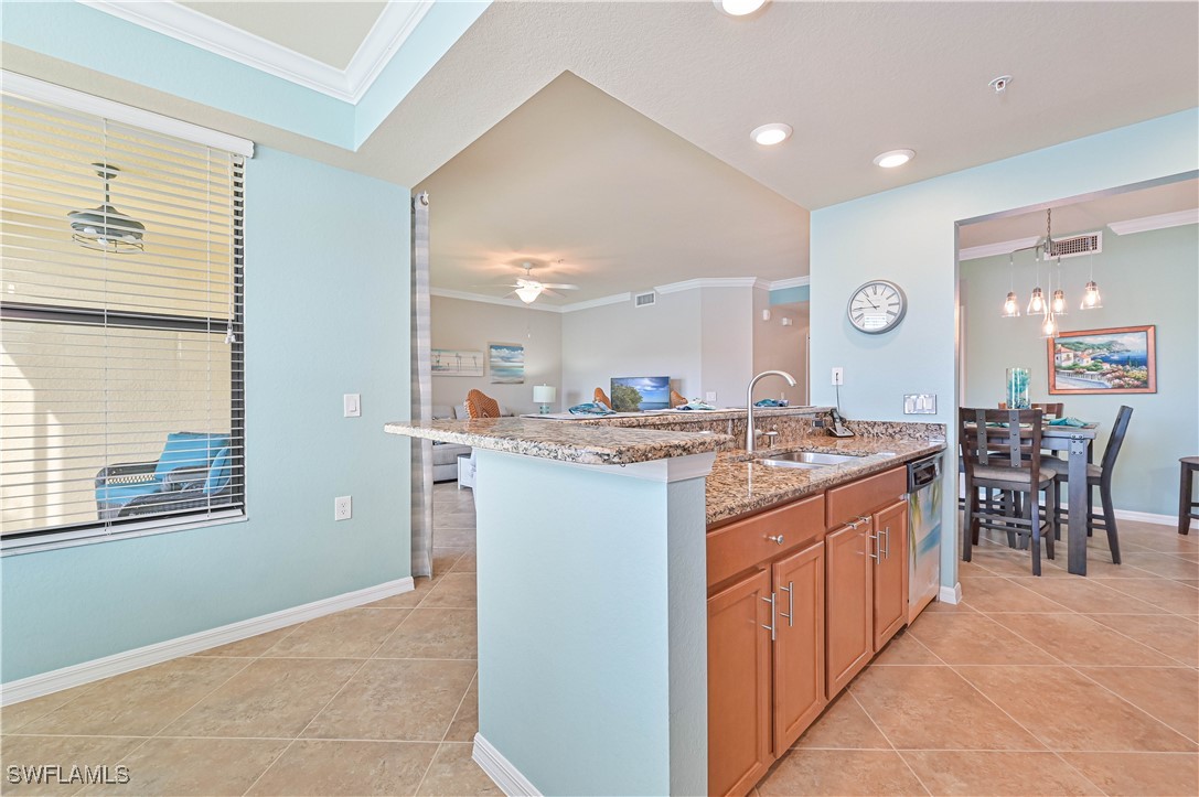 2 Bed Condominium for Sale in Palmetto Cove, FL, $279,900 — photo 14