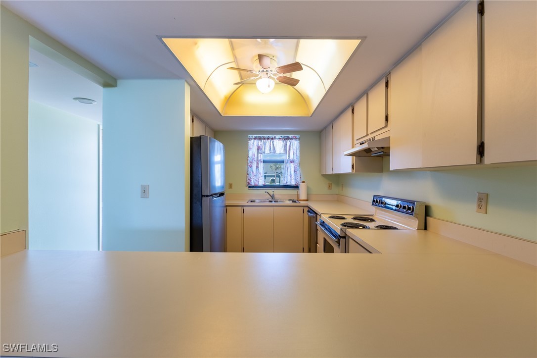 2 Bed Pool Home for Sale in Cape Coral, photo 14