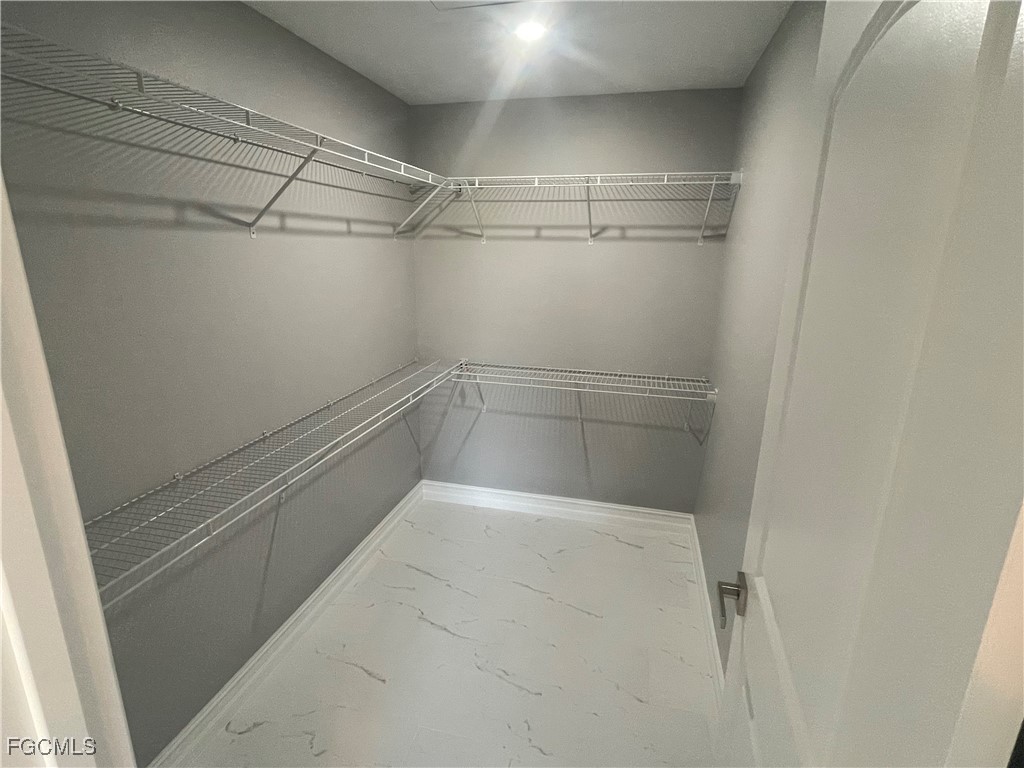 3 Bed SingleFamilyResidence for Sale in Banyan Village, photo 14