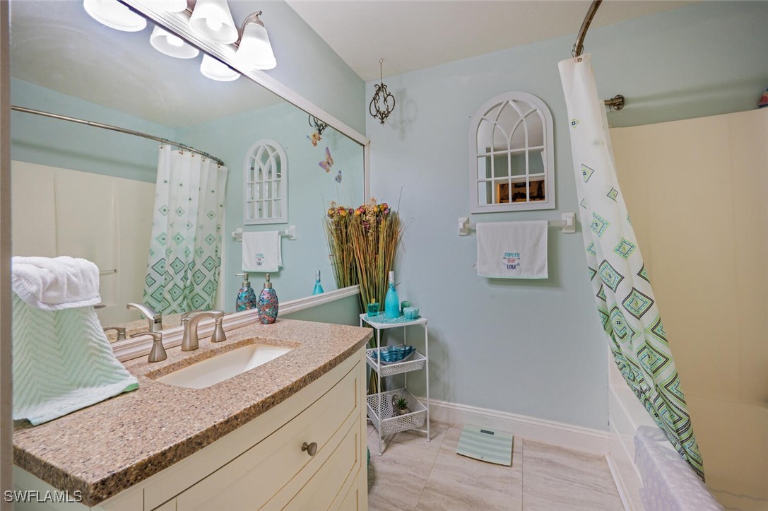 3 Bed SingleFamilyResidence for Sale in Lehigh Acres, photo 14