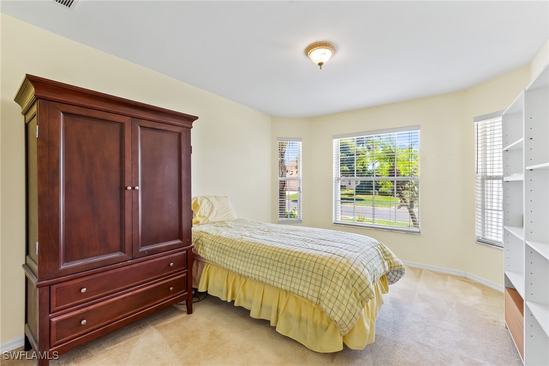 2 Bed SingleFamilyResidence for Sale in Heritage Cove I, FL — photo 14
