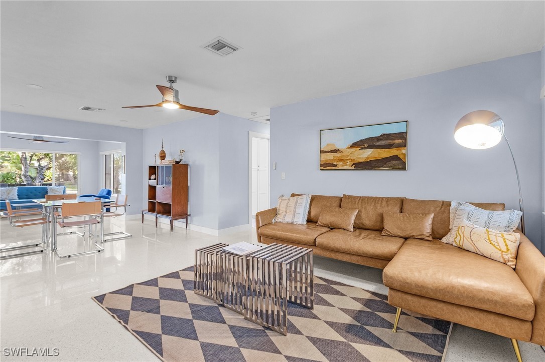 2 Bed Waterfront Home for Sale in Fort Myers, photo 14