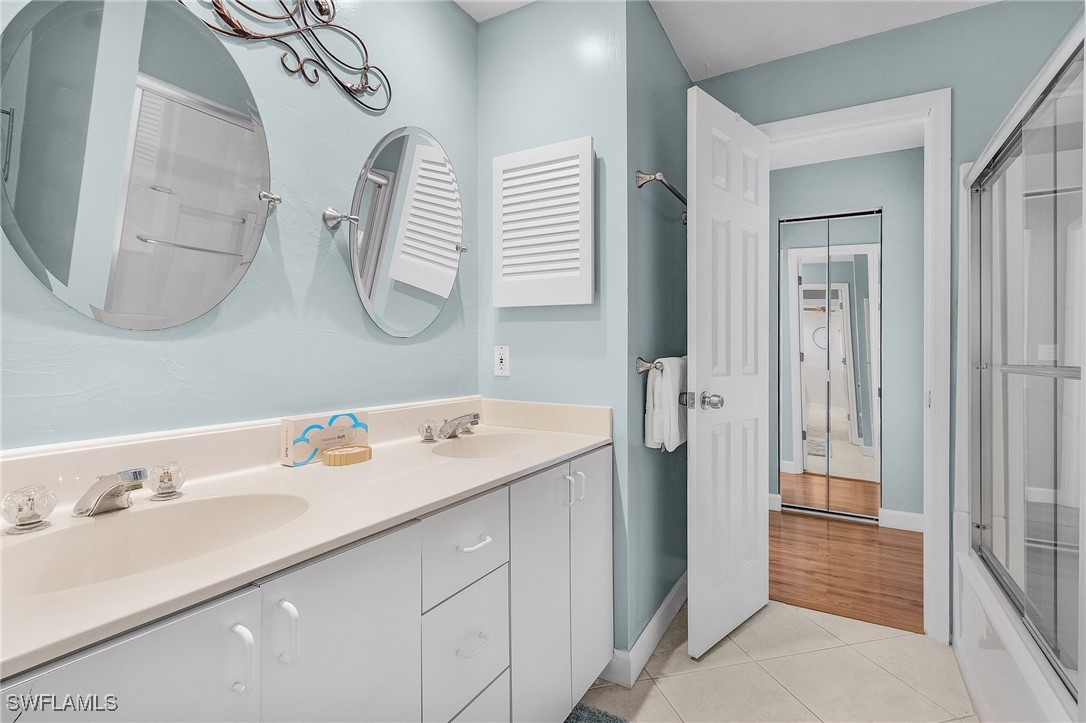 1 Bed Waterfront Home for Sale in Sanibel, photo 14