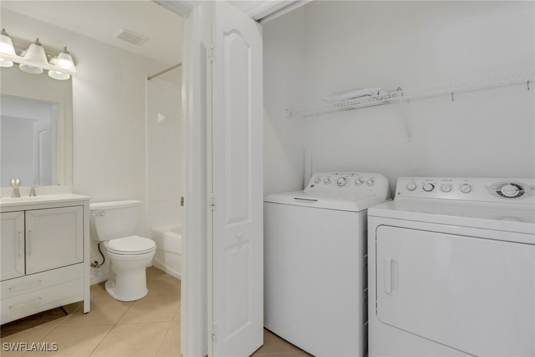 2 Bed Condominium for Sale in Barletta, FL, $249,000 — photo 14