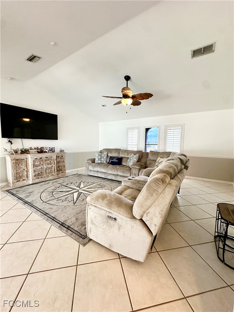 3 Bed Pool Home for Sale in Cape Coral, photo 14