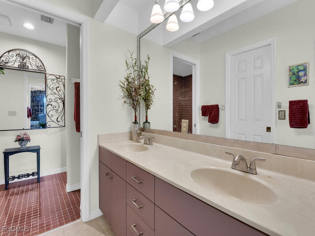 2 Bed Condominium for Sale in Naples, FL, $230,000 — photo 14