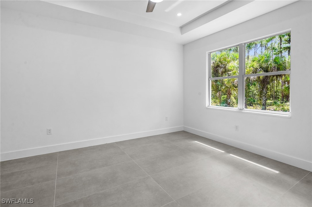 4 Bed SingleFamilyResidence for Sale in Naples, photo 14