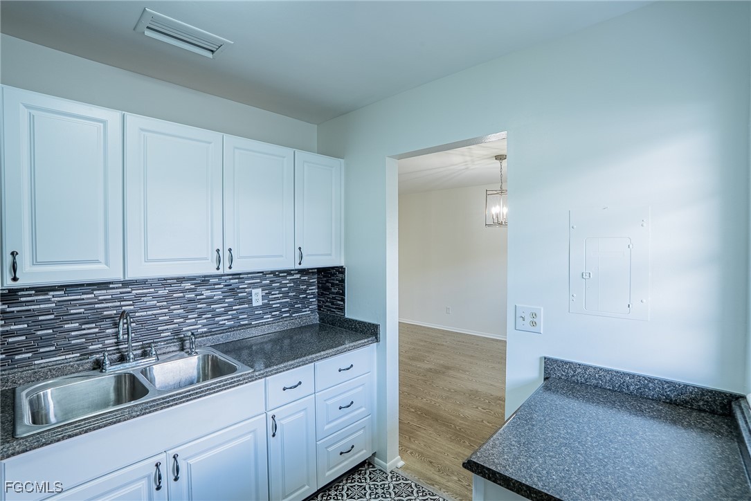 2 Bed Waterfront Home for Sale in Tropic Terrace, photo 14