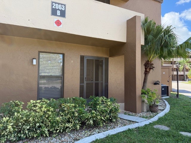 2 Bed Waterfront Home for Sale in North Fort Myers, FL — photo 14