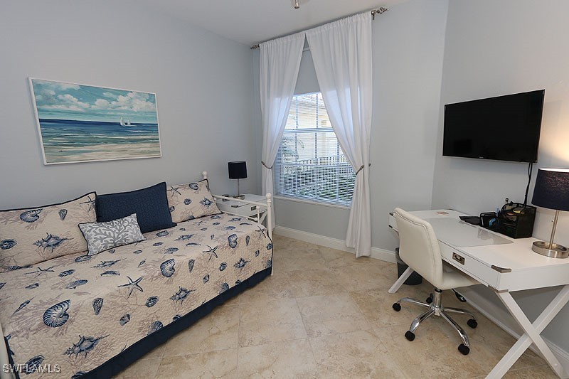 2 Bed Waterfront Home for Sale in Arielle, photo 14