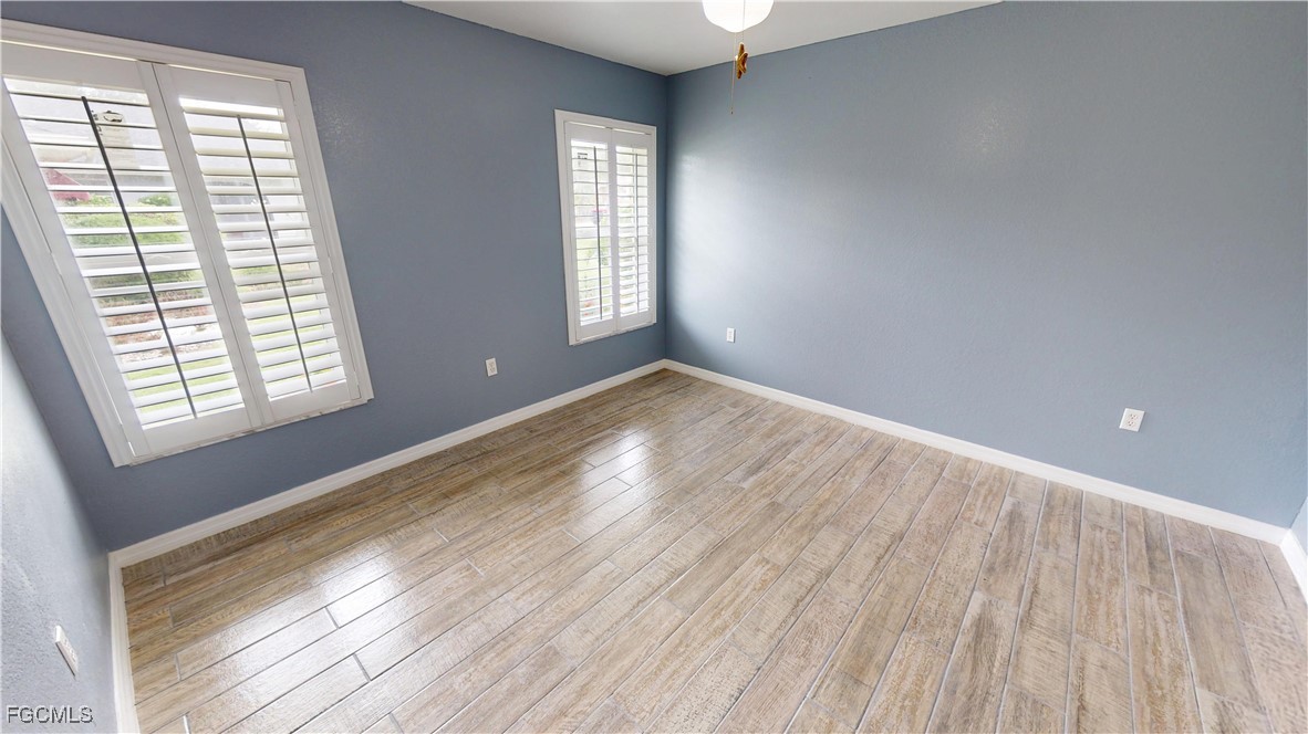 3 Bed SingleFamilyResidence for Sale in Deep Creek, FL — photo 14